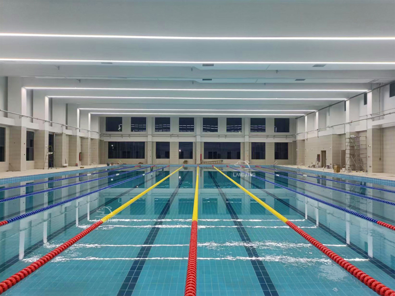 鶴壁某室內恒溫泳池   